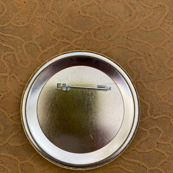 Disney California Adventure Cars Land Cabby Darebreak Collector Button Pin Promo - Picture 2 of 2